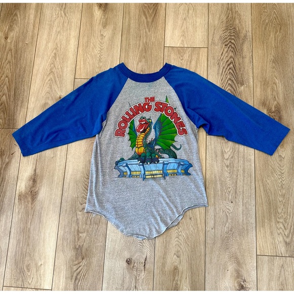Vintage 1981 The Rolling Stones raglan shirt Live in Concert